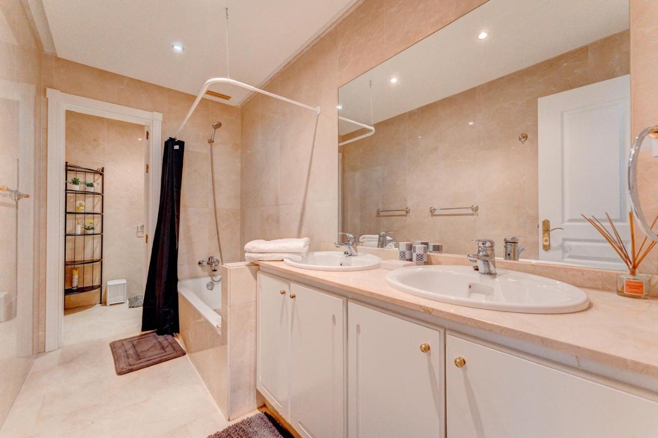 Beautiful Apartment In Terrazas Del Duque I Costa Adeje Dış mekan fotoğraf